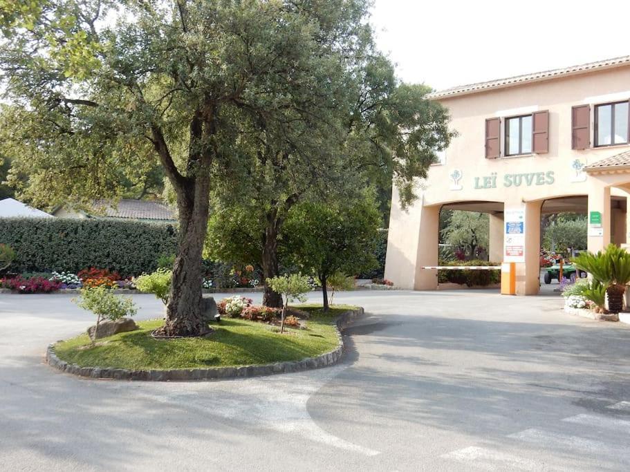 Mobile Home 6-Pers Camping Lei Suves-Cotes D'Azur-Including Airco Roquebrune-sur-Argens Exterior photo